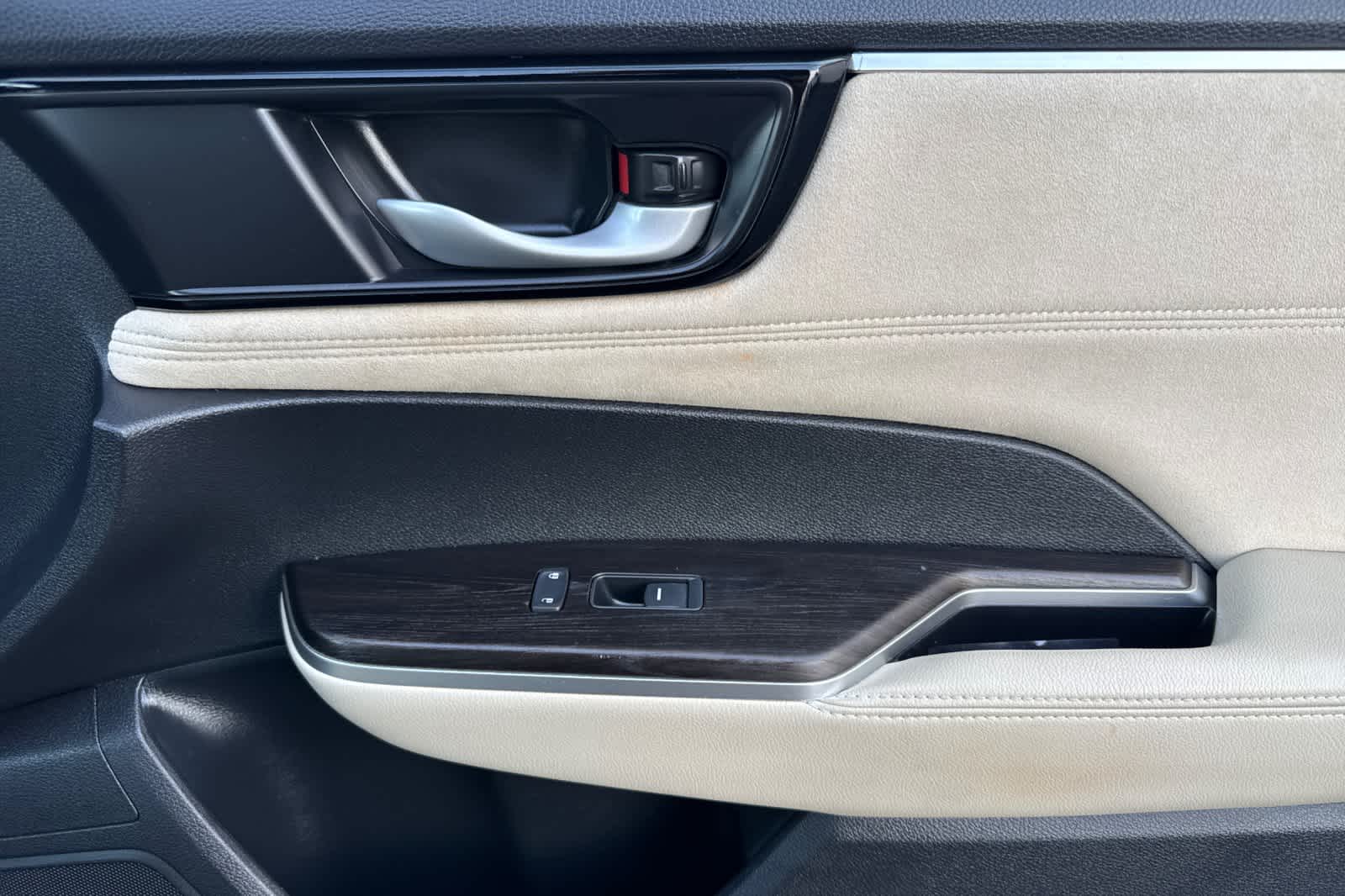 Thumbnail: 2020 Honda Clarity - 18