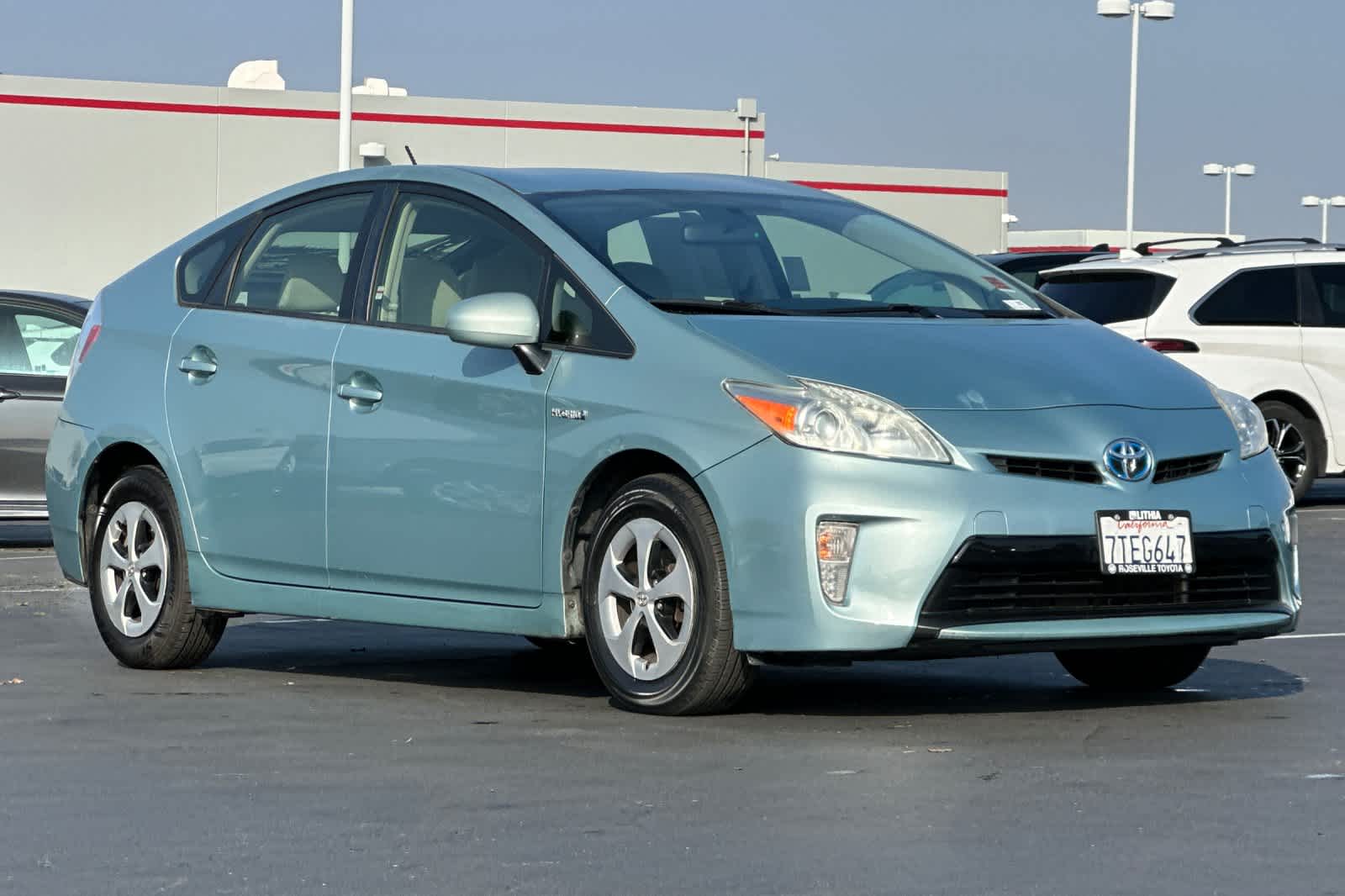 Thumbnail: 2012 Toyota Prius - 5