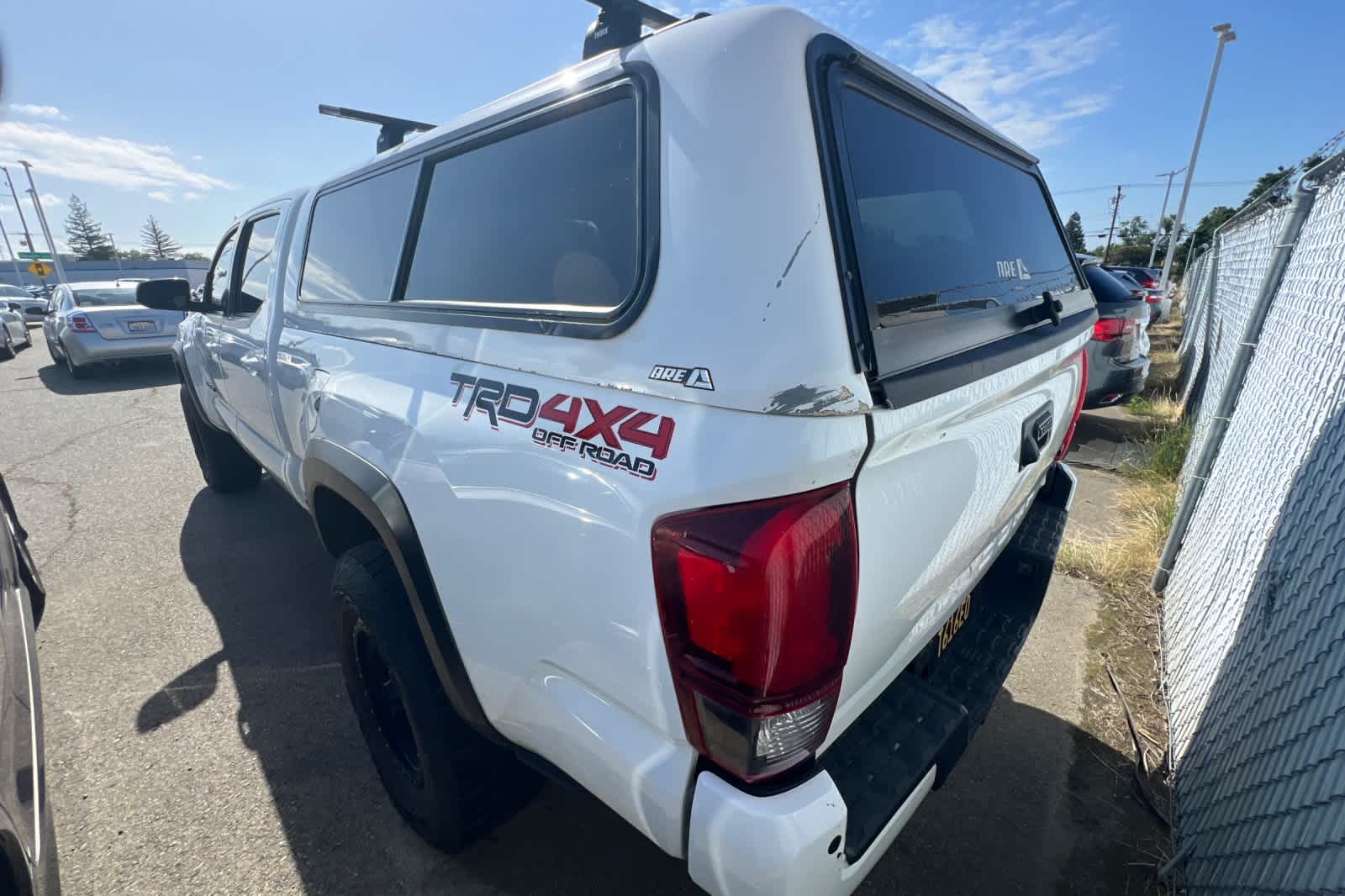 Thumbnail: 2019 Toyota Tacoma - 6