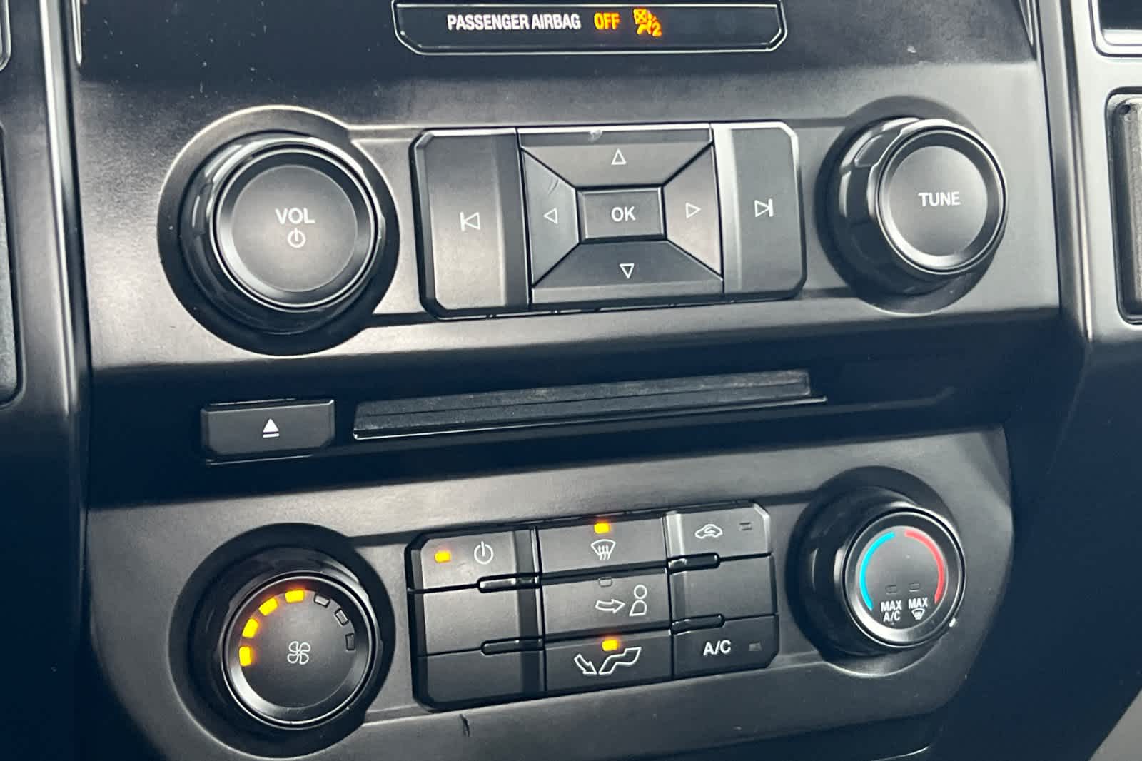 Thumbnail: 2015 Ford F-150 - 20