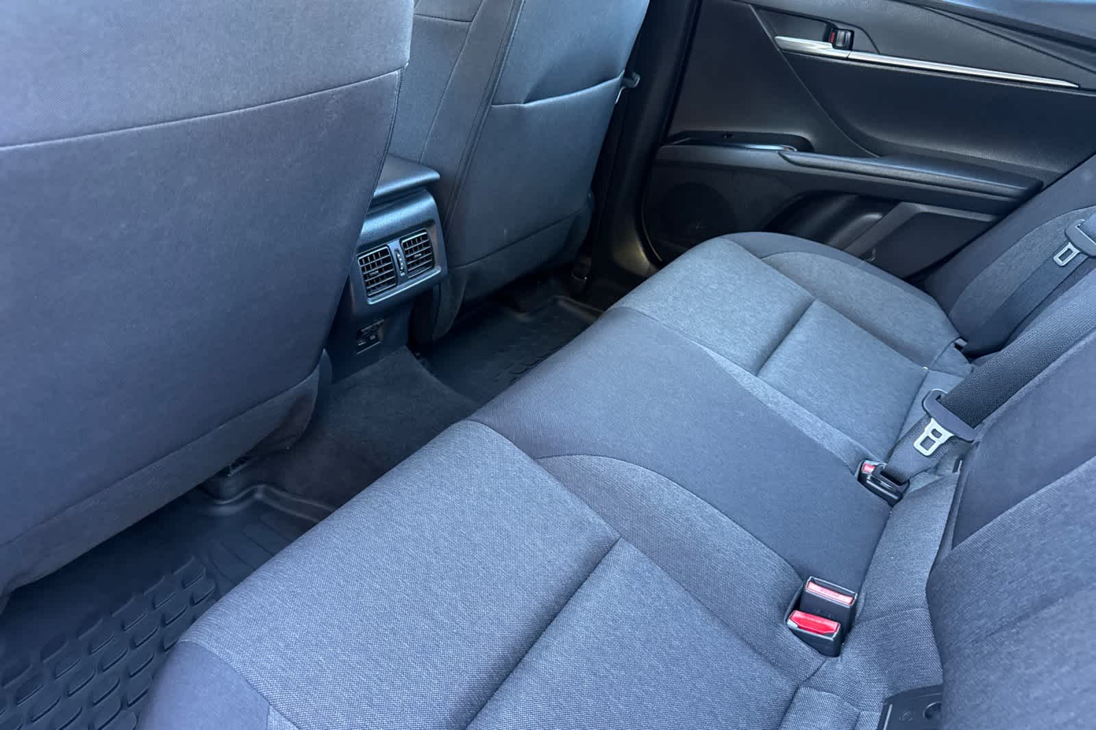 Thumbnail: 2025 Toyota Camry - 4