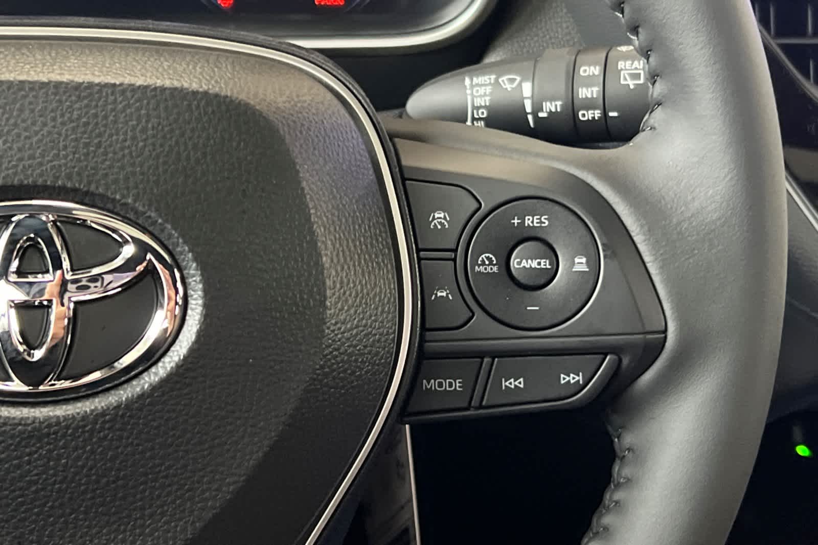 Thumbnail: 2026 Toyota Corolla Cross - 26