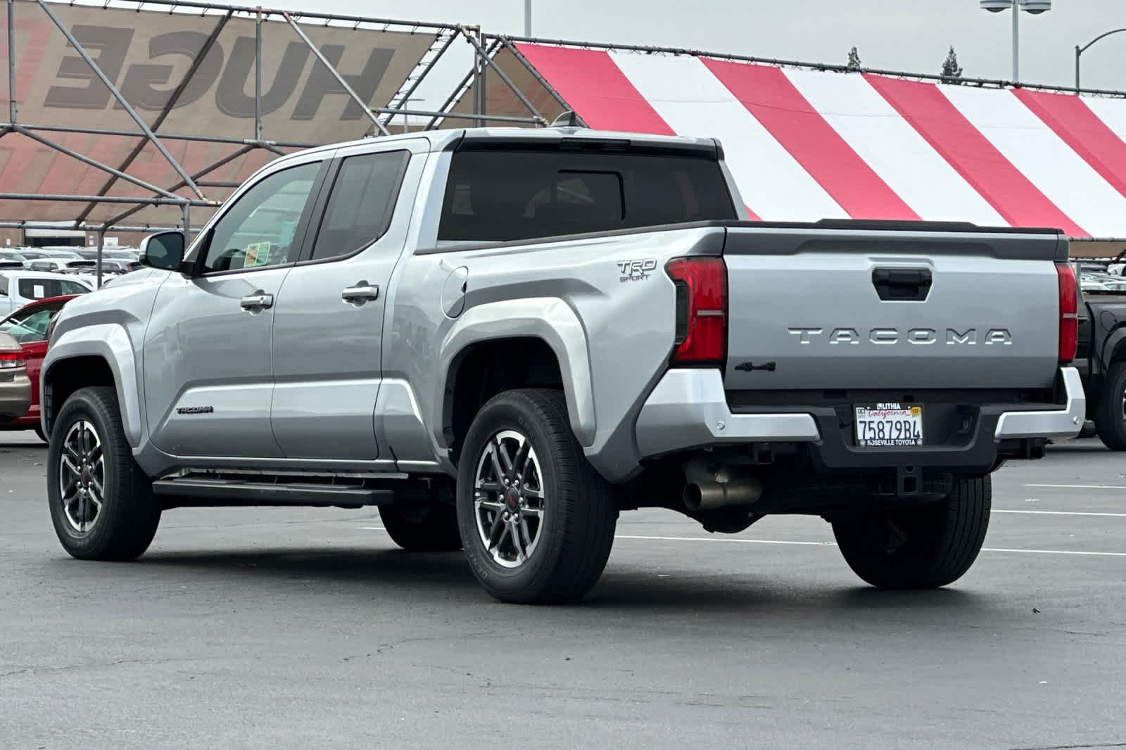 Thumbnail: 2024 Toyota Tacoma - 7