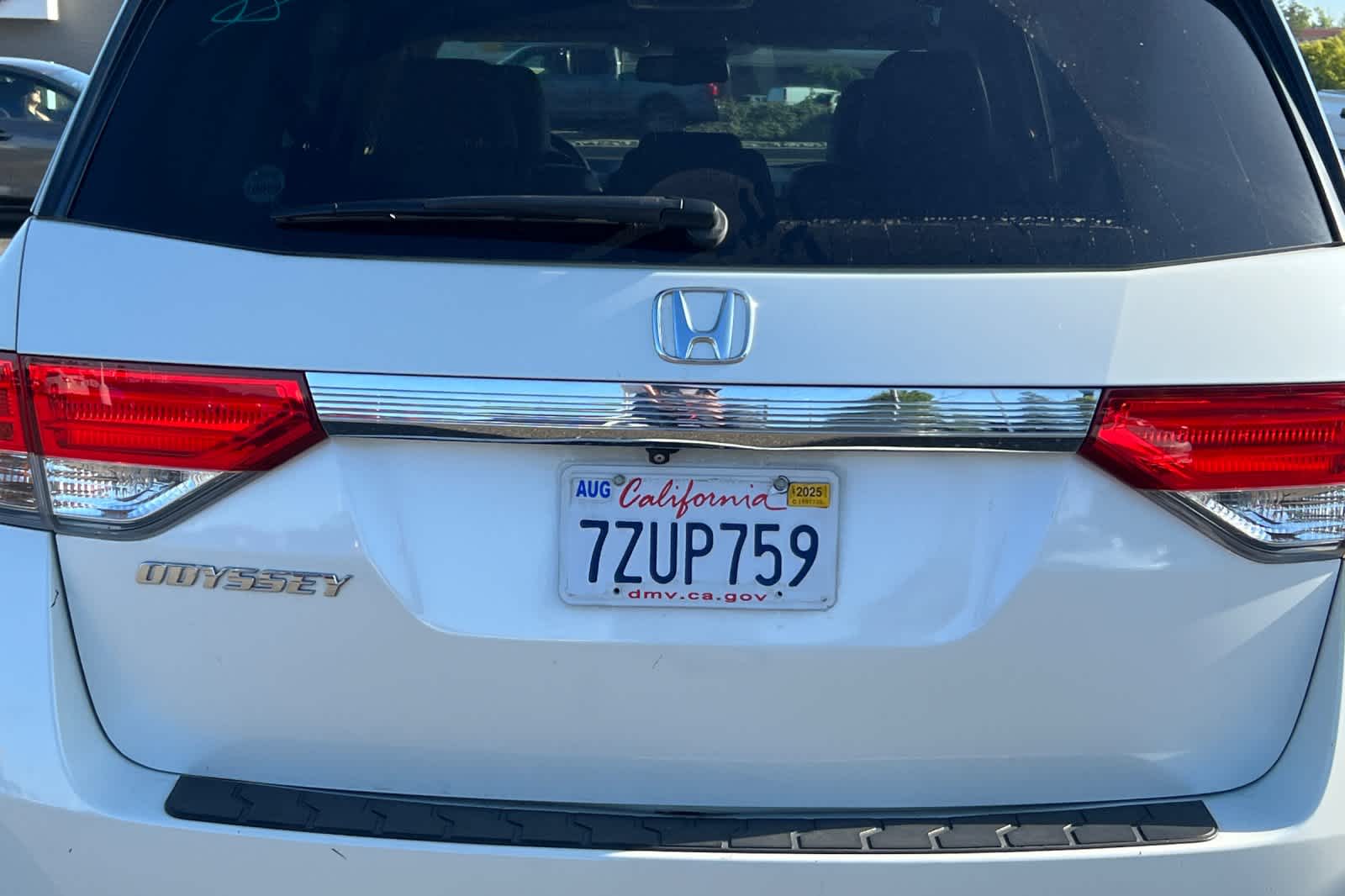 2015 Honda Odyssey EX-L 16