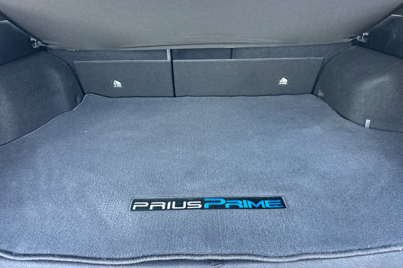 Thumbnail: 2019 Toyota Prius Prime - 16