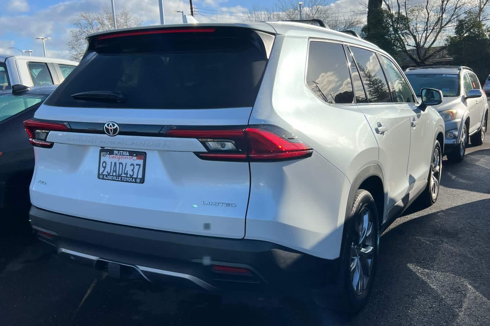 Thumbnail: 2024 Toyota Grand Highlander - 2