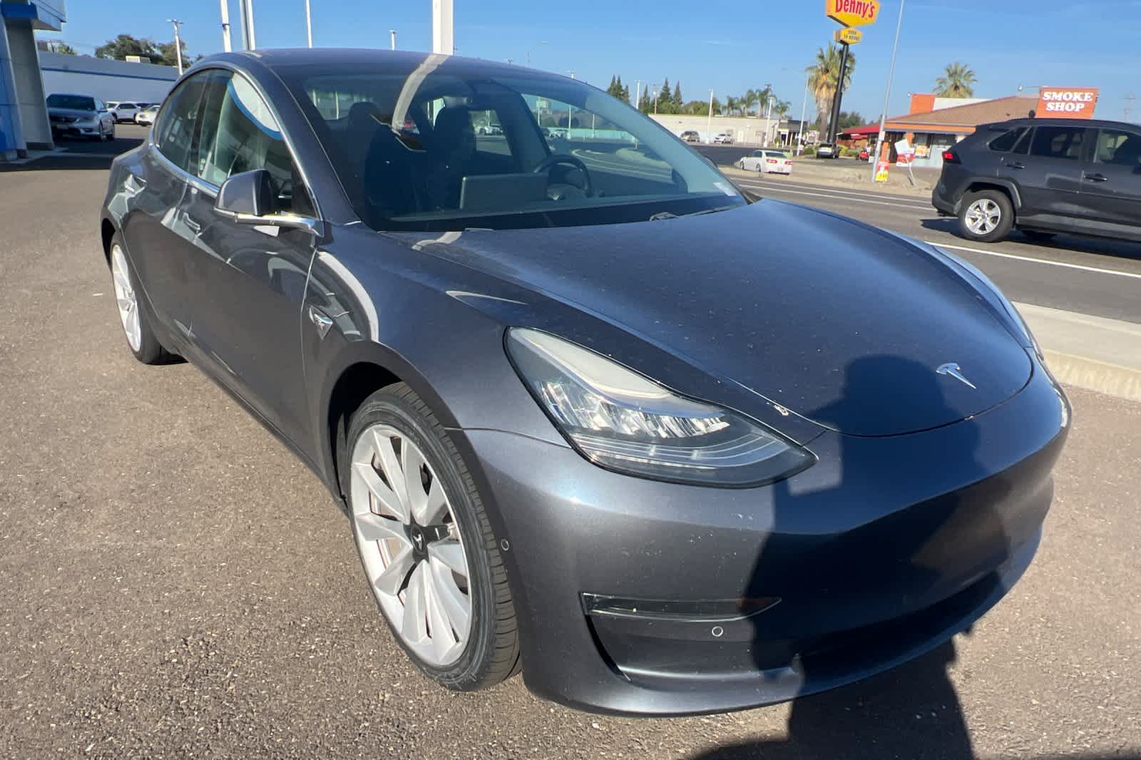 Thumbnail: 2018 Tesla Model 3 - 3