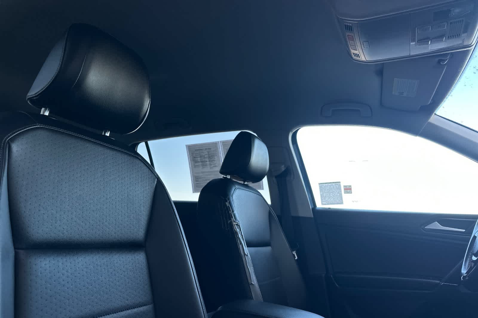 Thumbnail: 2018 Volkswagen Tiguan - 19