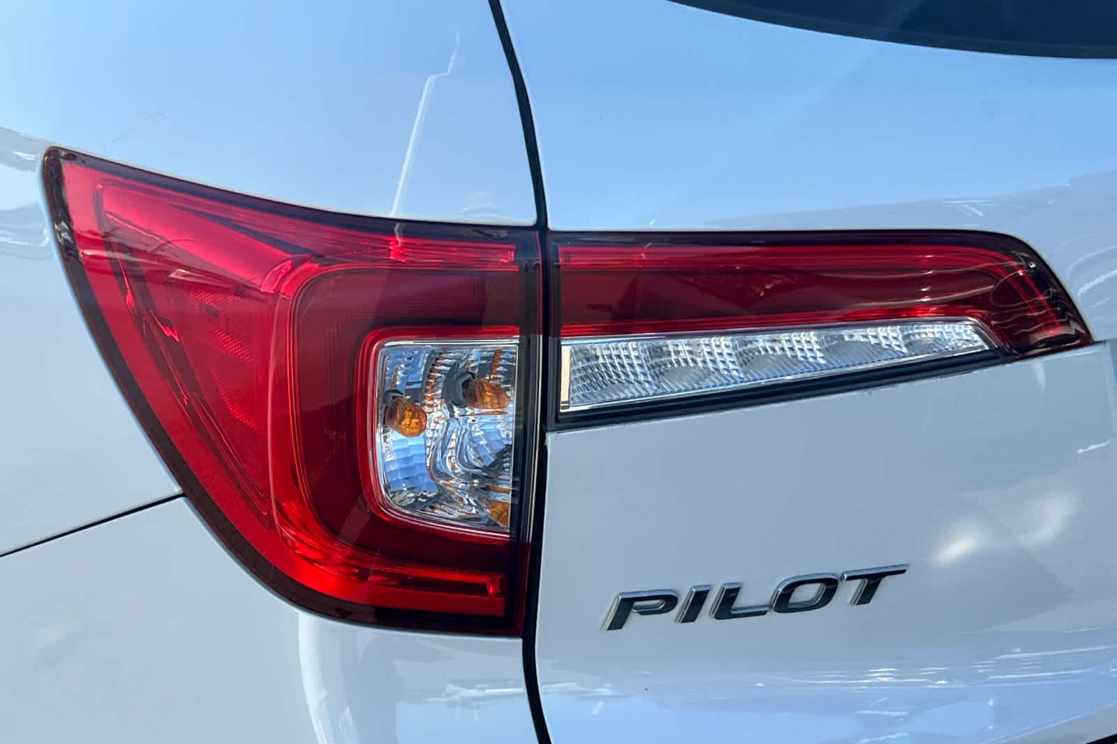 2022 Honda Pilot Elite 15