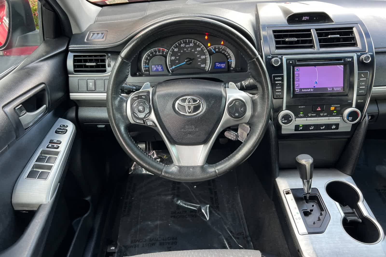 Thumbnail: 2012 Toyota Camry - 14