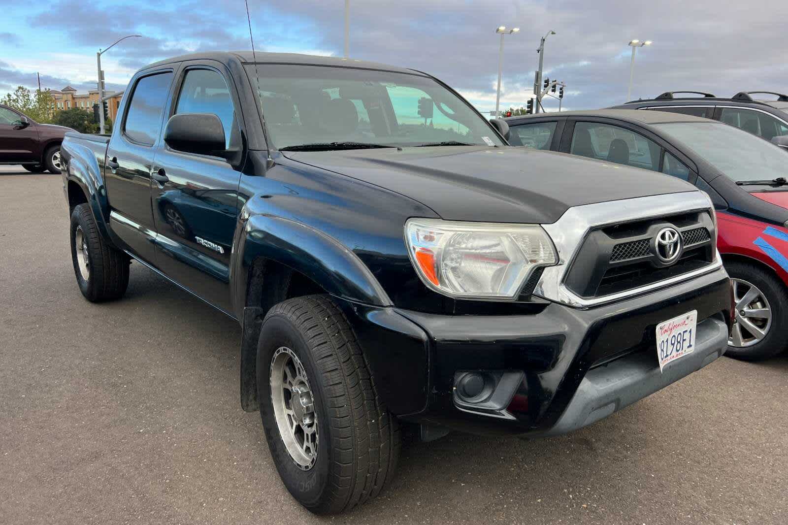 Thumbnail: 2012 Toyota Tacoma - 3