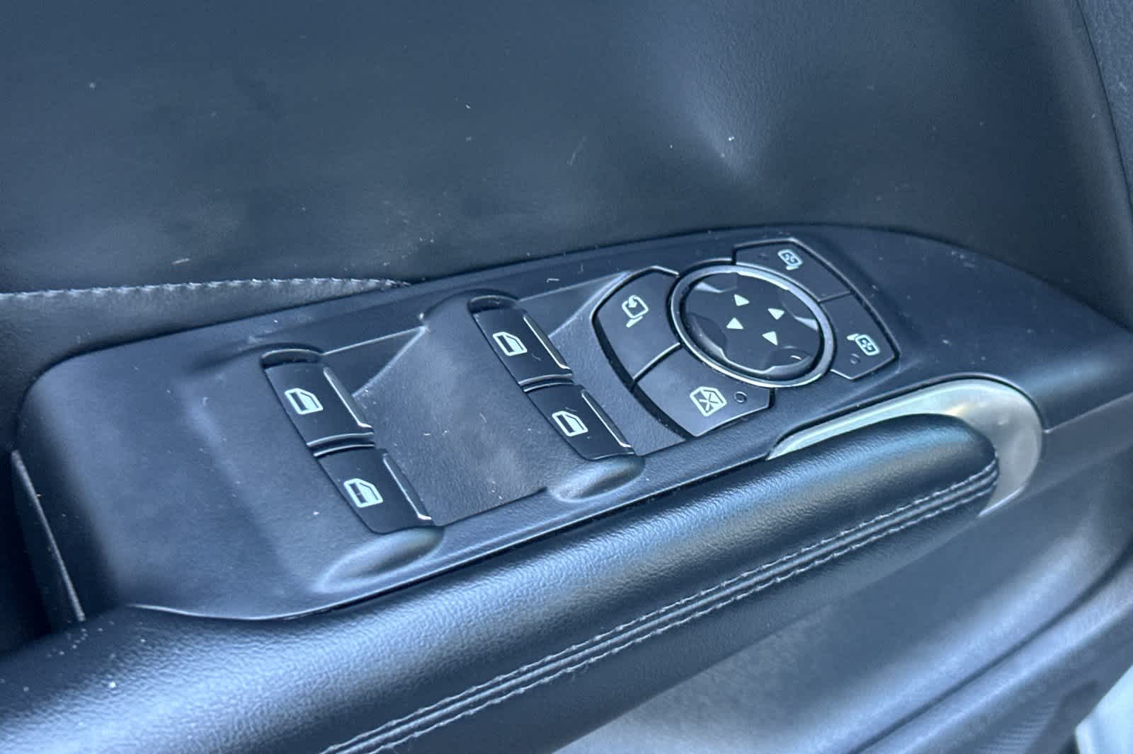 Thumbnail: 2018 Lincoln MKC - 13