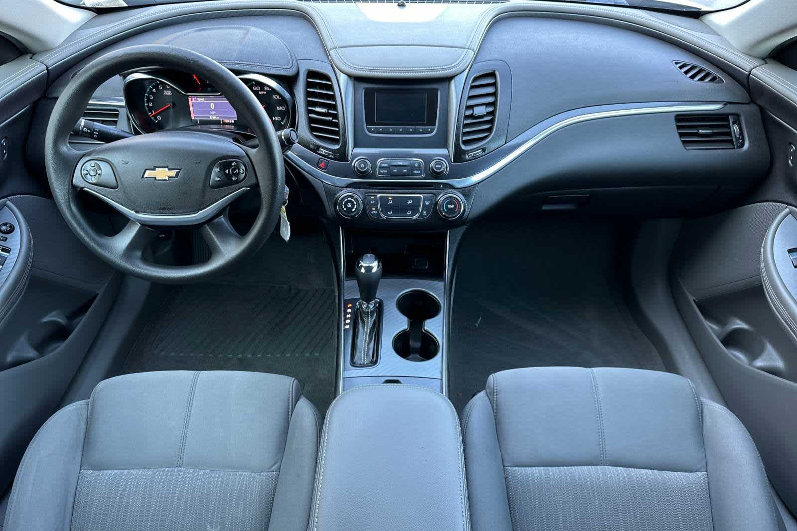 Thumbnail: 2014 Chevrolet Impala - 3