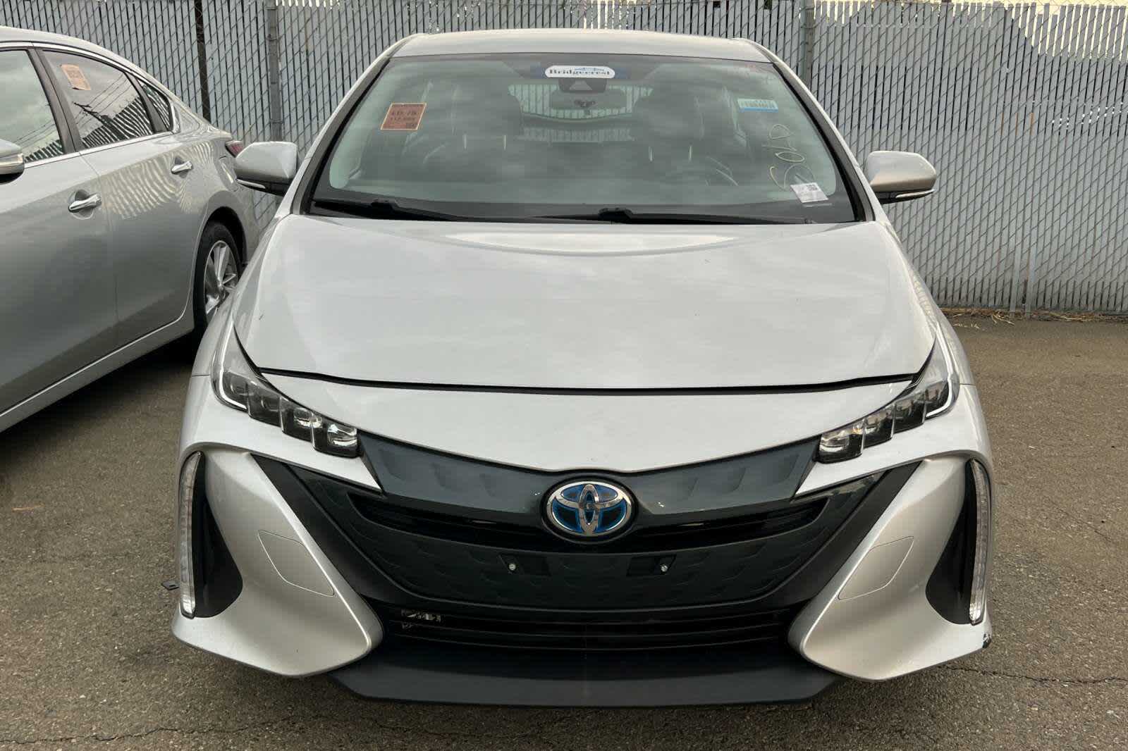 Thumbnail: 2017 Toyota Prius Prime - 2