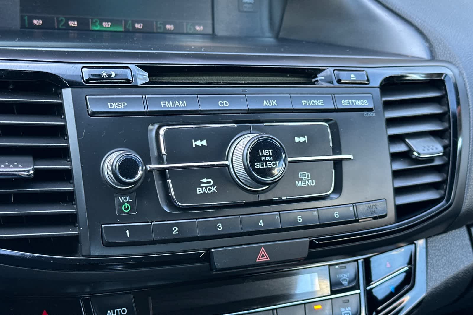 Thumbnail: 2016 Honda Accord - 18