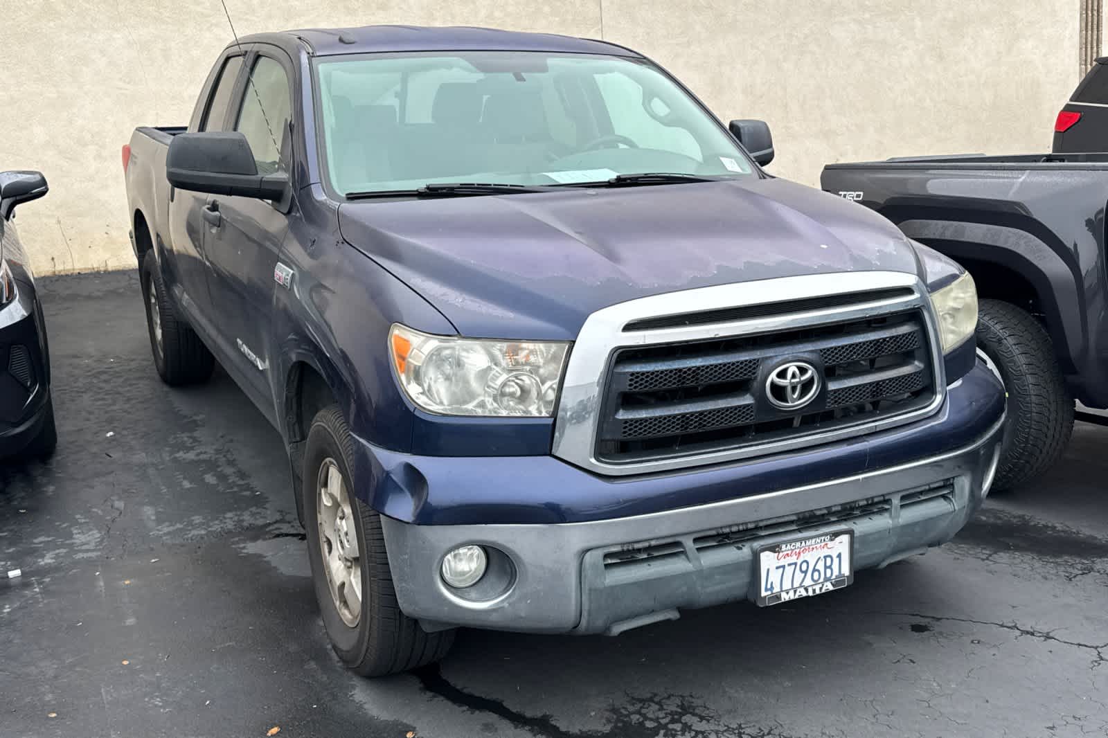 Thumbnail: 2011 Toyota Tundra - 3