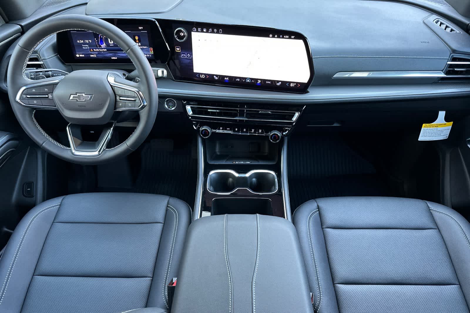 Thumbnail: 2026 Chevrolet Traverse - 3