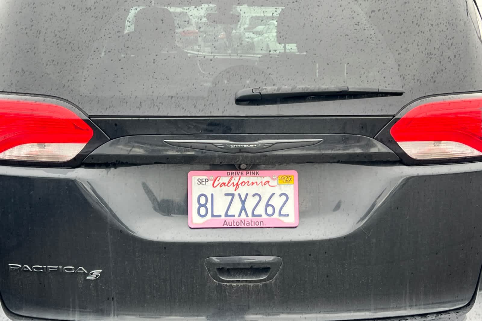 Thumbnail: 2019 Chrysler Pacifica - 16