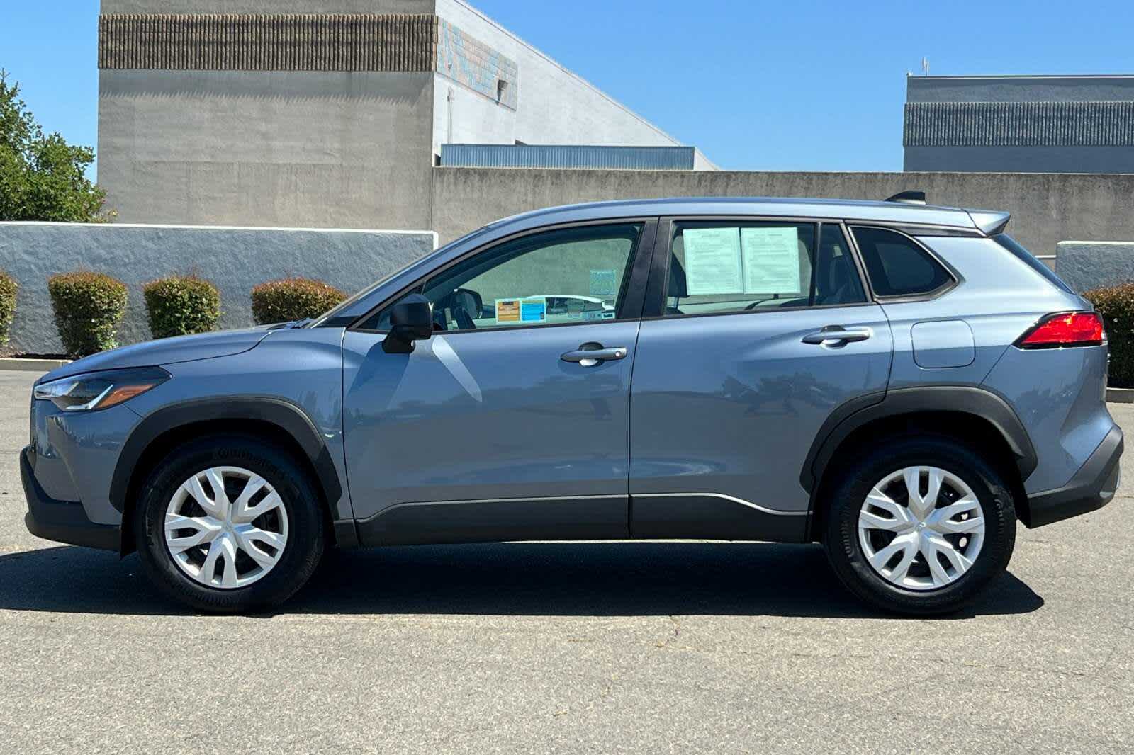 Thumbnail: 2024 Toyota Corolla Cross - 9