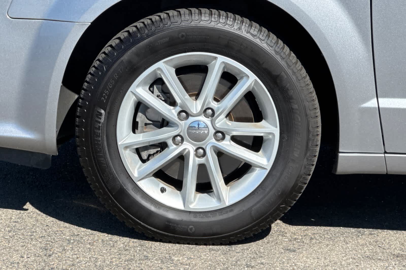Thumbnail: 2019 Dodge Grand Caravan - 29