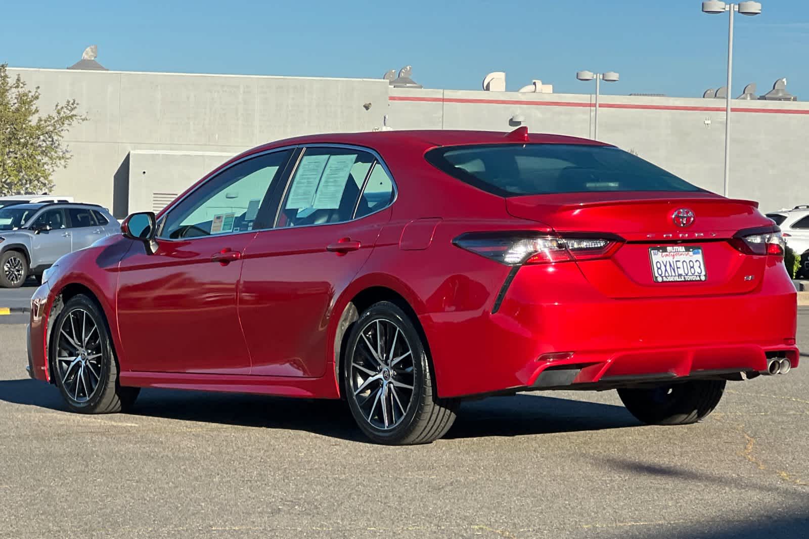 Thumbnail: 2022 Toyota Camry - 7