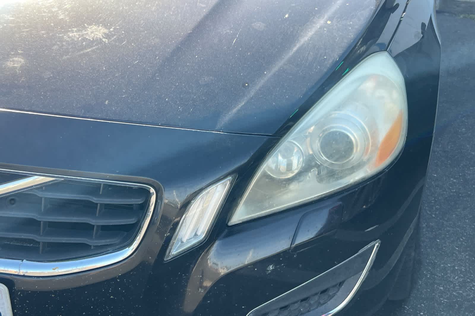 Thumbnail: 2011 Volvo S60 - 11