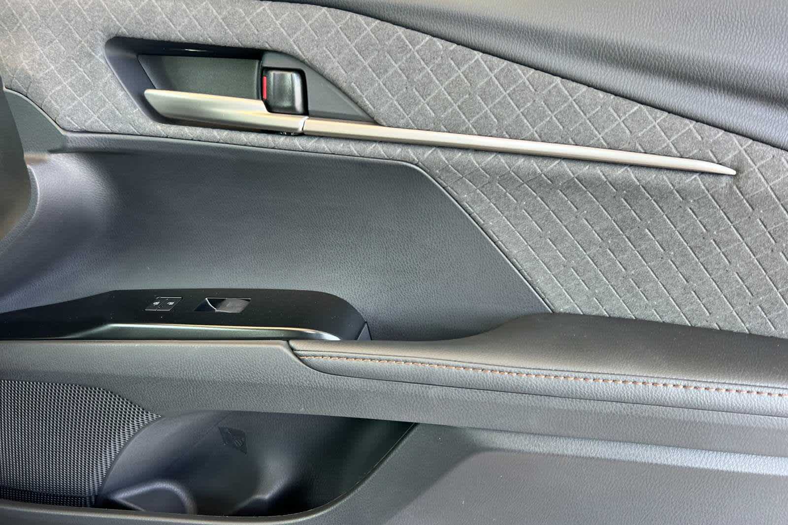 2025 Toyota Camry XLE 18