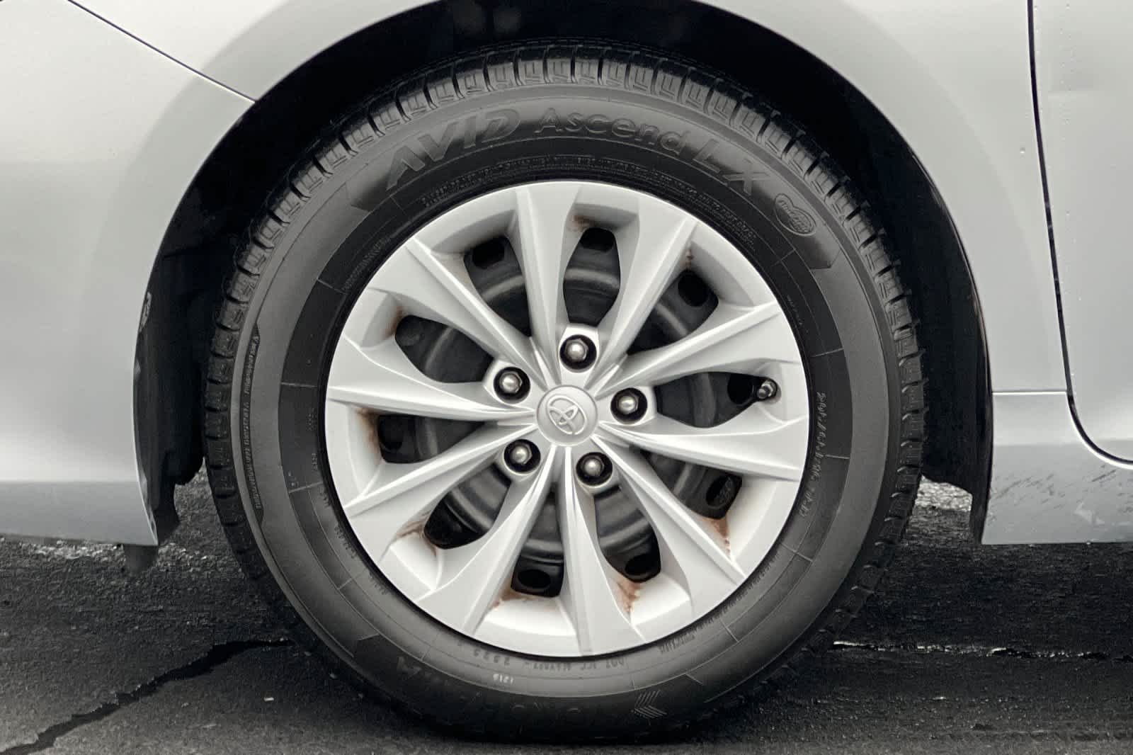 Thumbnail: 2016 Toyota Camry - 28