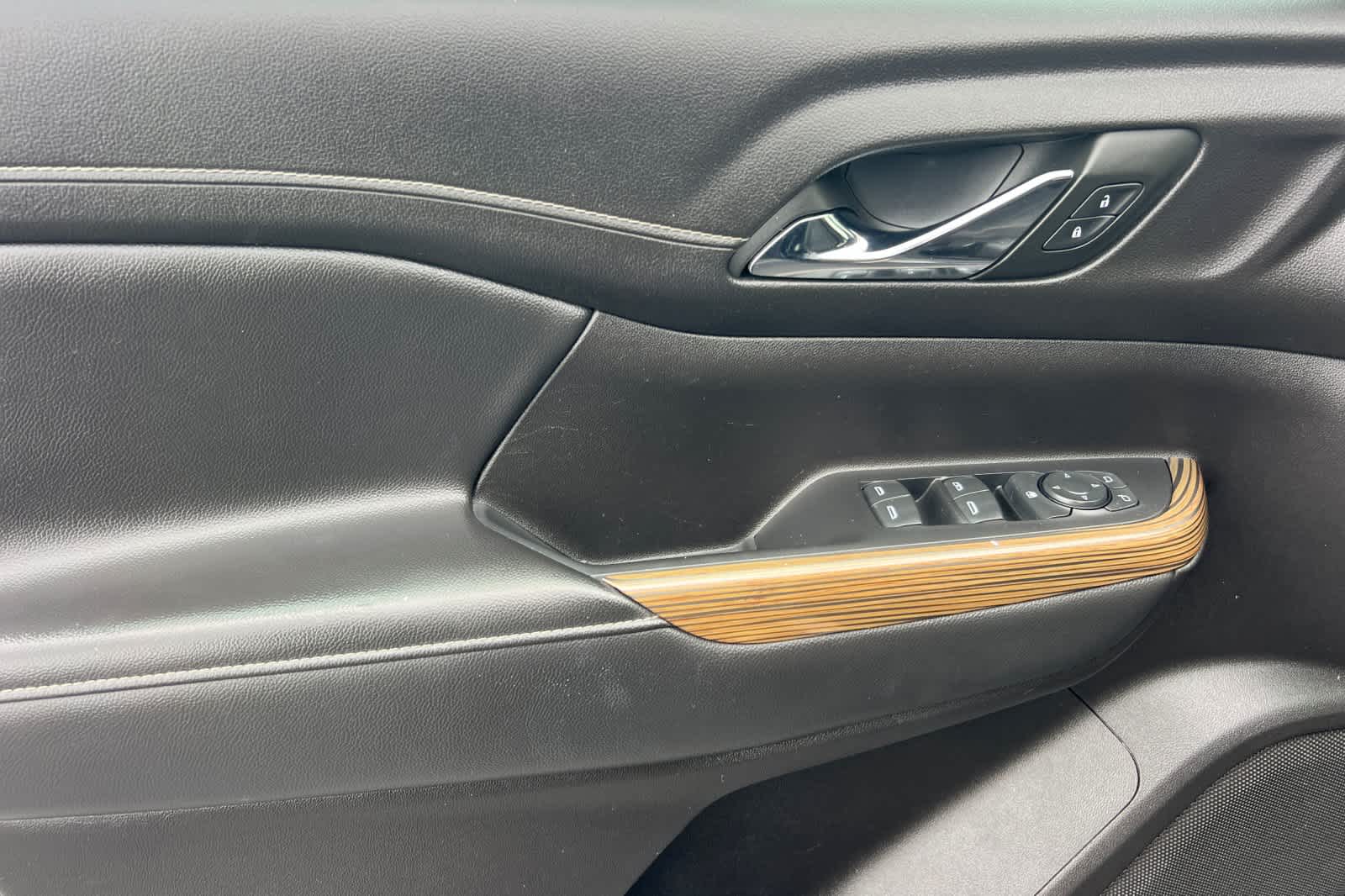 Thumbnail: 2023 GMC Acadia - 12