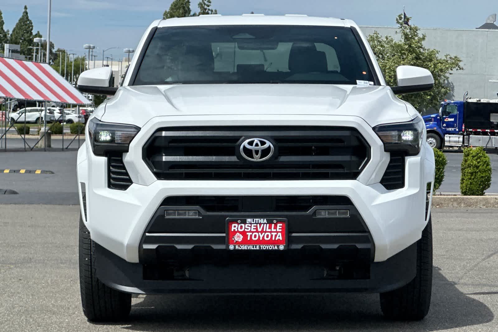 Thumbnail: 2026 Toyota Tacoma - 10
