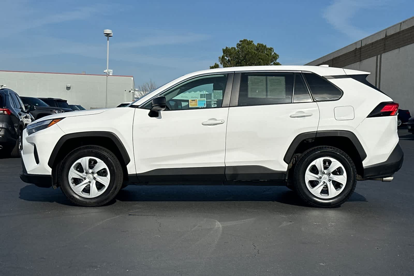 Thumbnail: 2024 Toyota RAV4 - 9