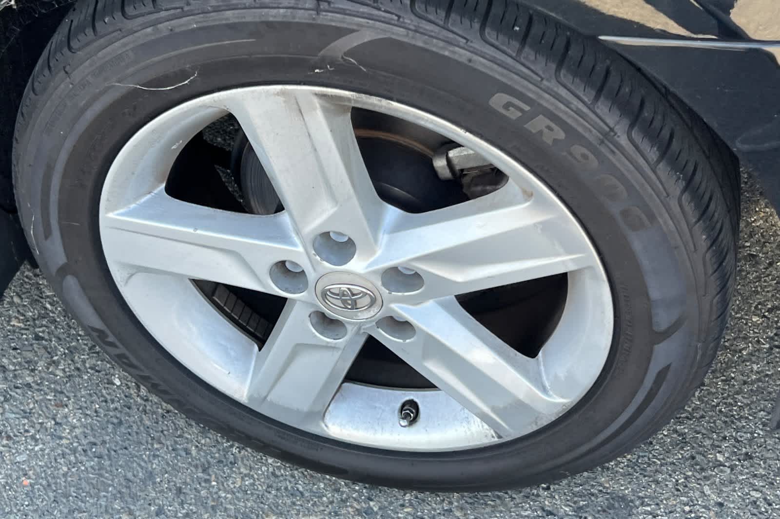 Thumbnail: 2012 Toyota Camry - 18