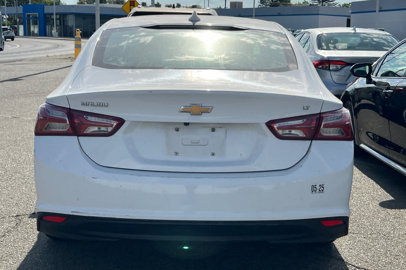 Thumbnail: 2022 Chevrolet Malibu - 5