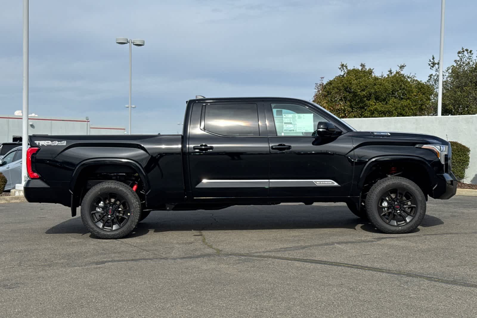 Thumbnail: 2025 Toyota Tundra - 8