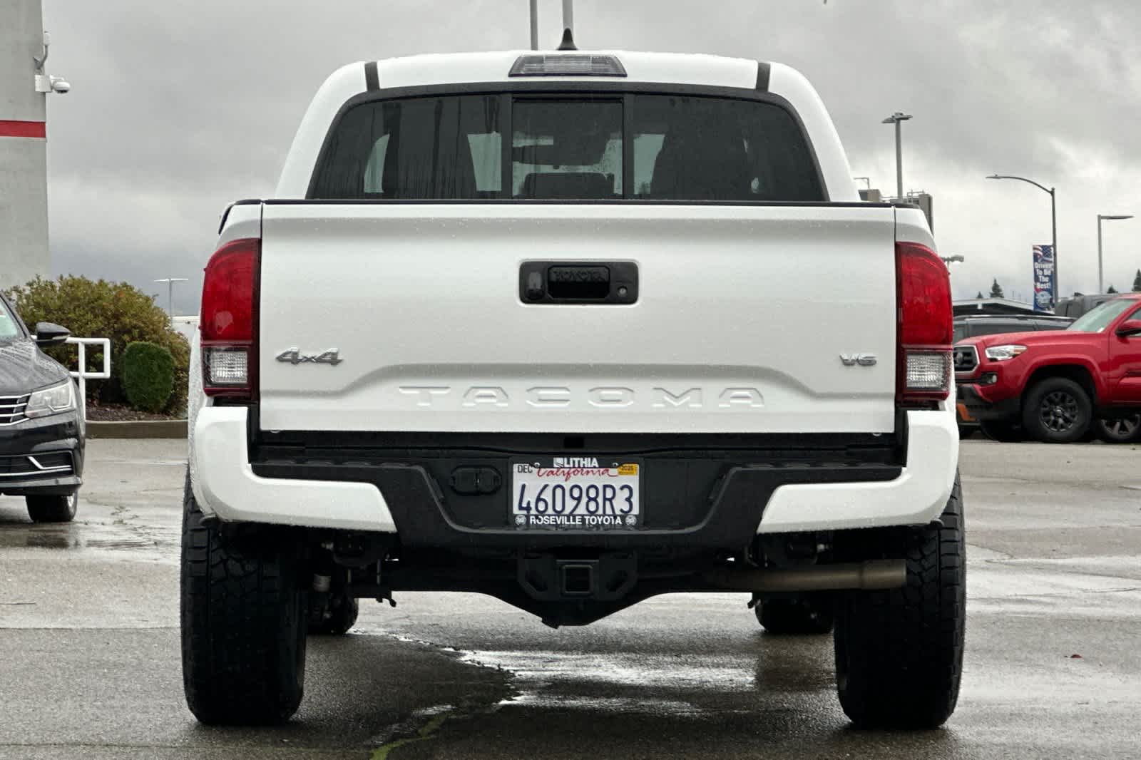 Thumbnail: 2023 Toyota Tacoma - 8