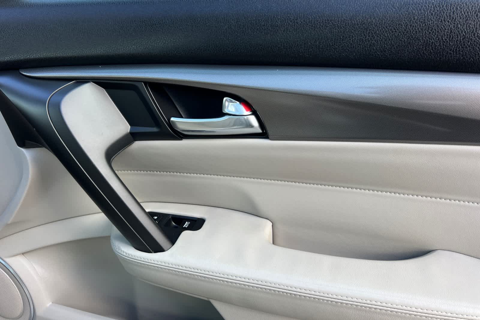 Thumbnail: 2013 Acura TL - 18