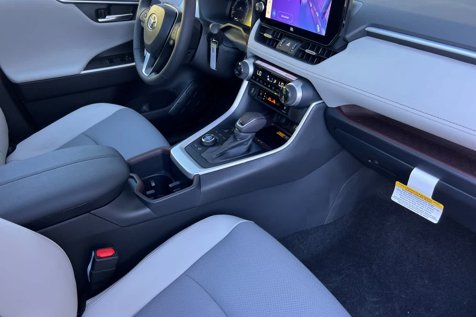 Thumbnail: 2025 Toyota RAV4 - 16