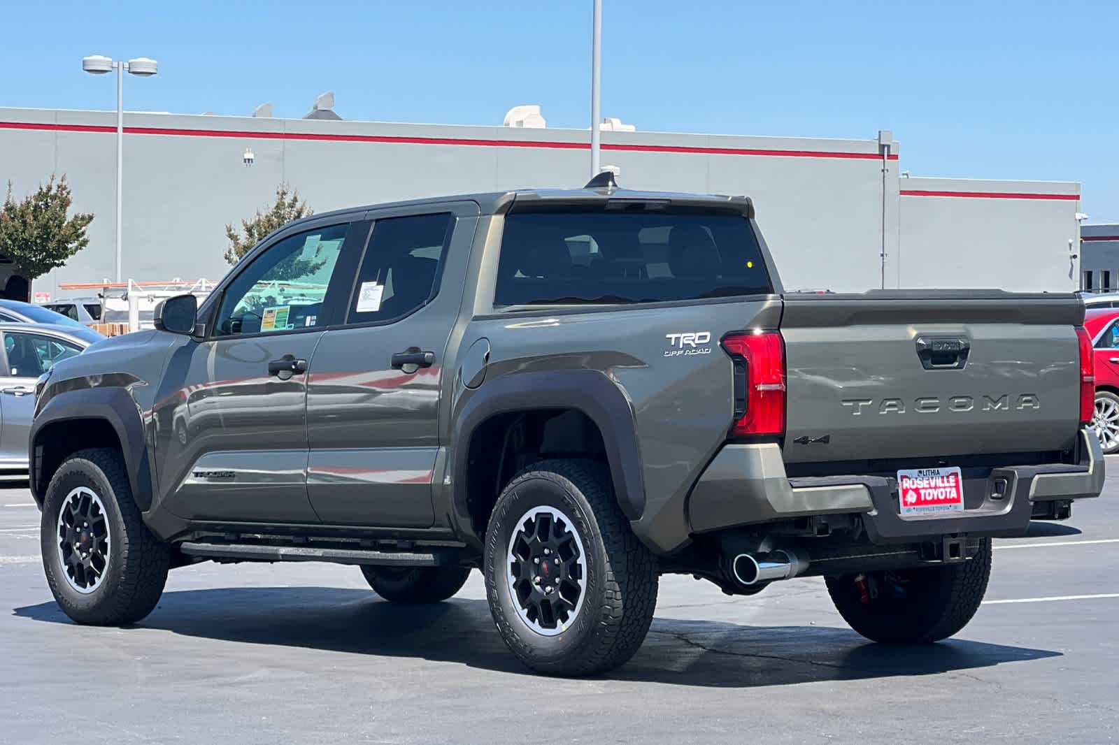 2025 Toyota Tacoma TRD Off-Road 6