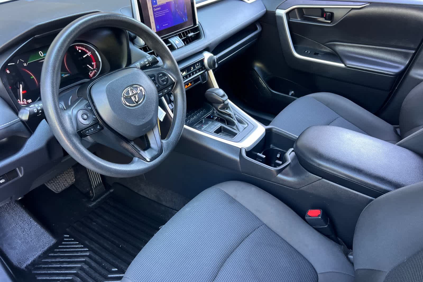 Thumbnail: 2023 Toyota RAV4 - 11
