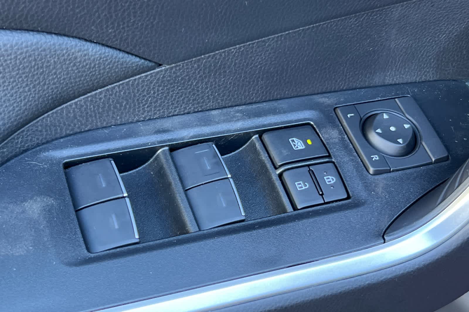 Thumbnail: 2025 Toyota RAV4 - 13