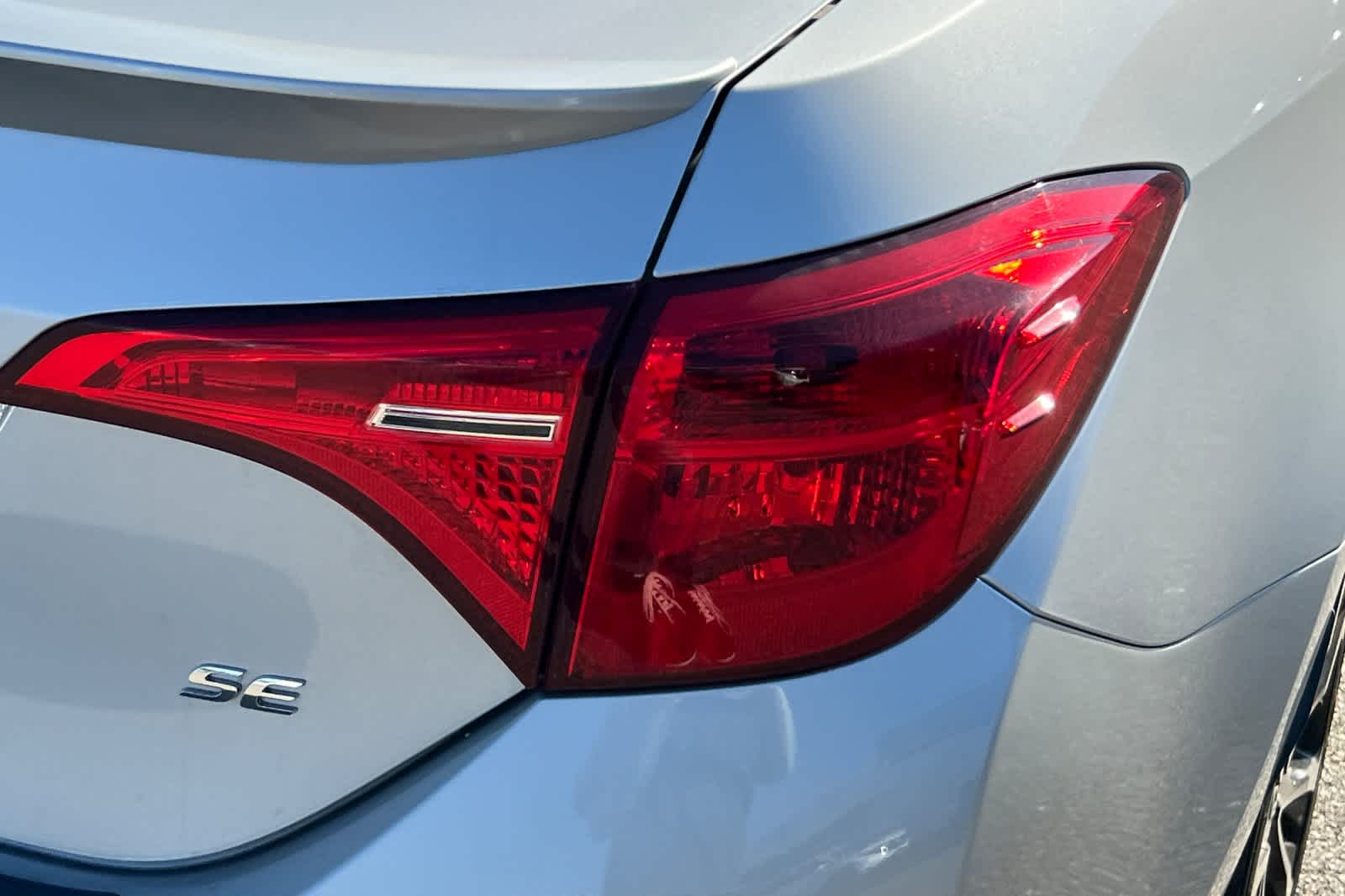 Thumbnail: 2018 Toyota Corolla - 17