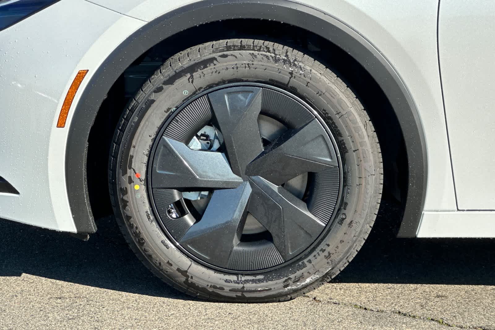 Thumbnail: 2026 Toyota Prius - 32