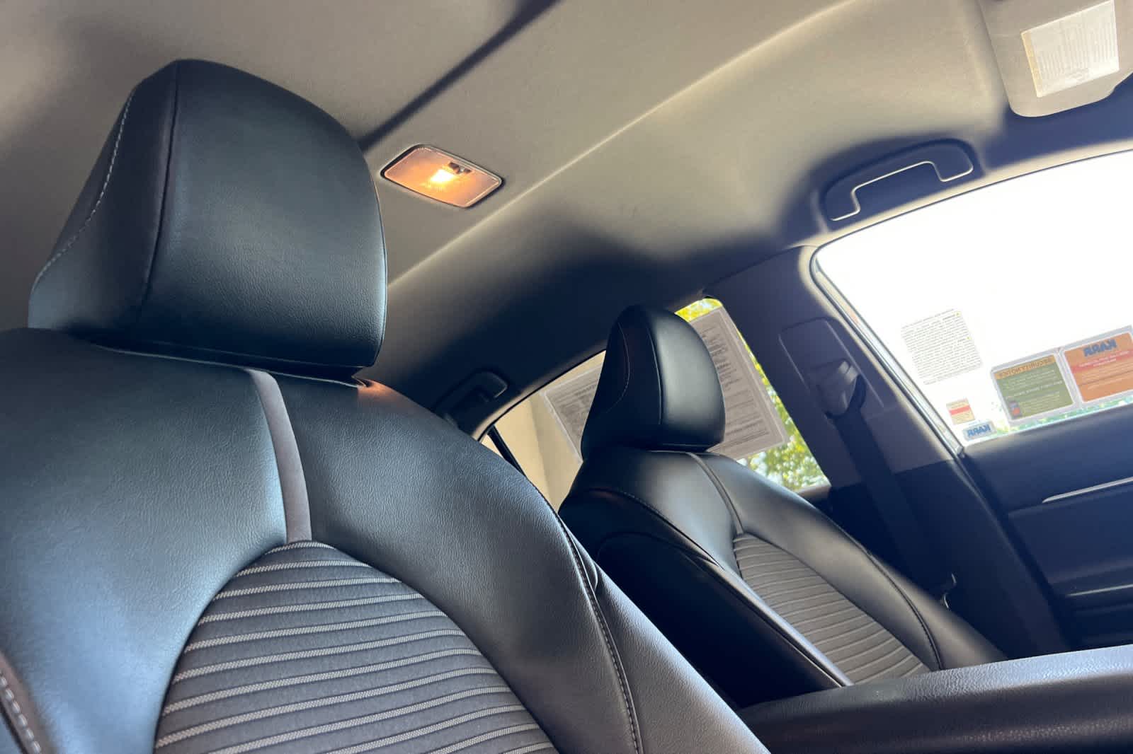 Thumbnail: 2019 Toyota Camry - 16