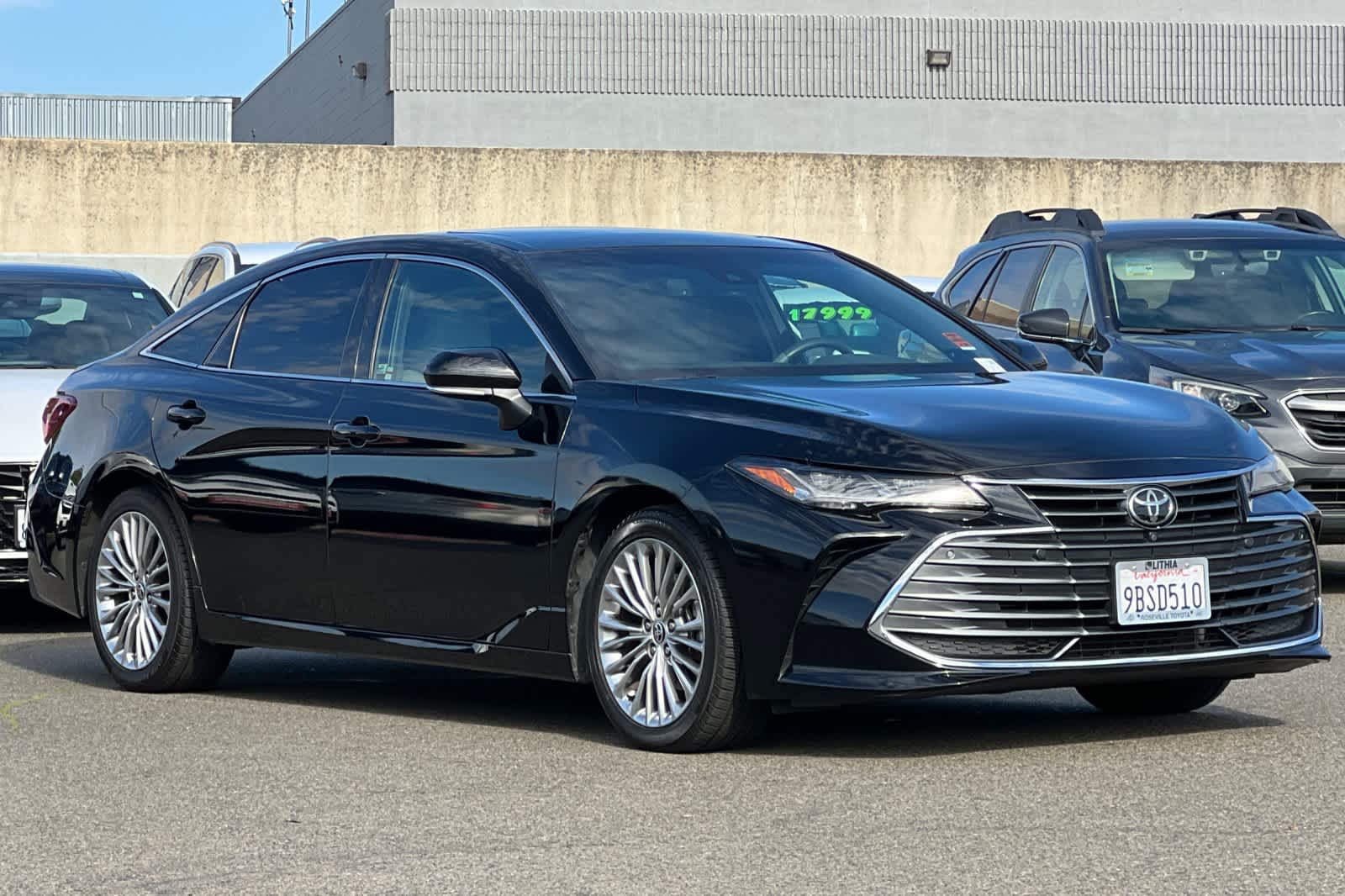 Thumbnail: 2022 Toyota Avalon - 5