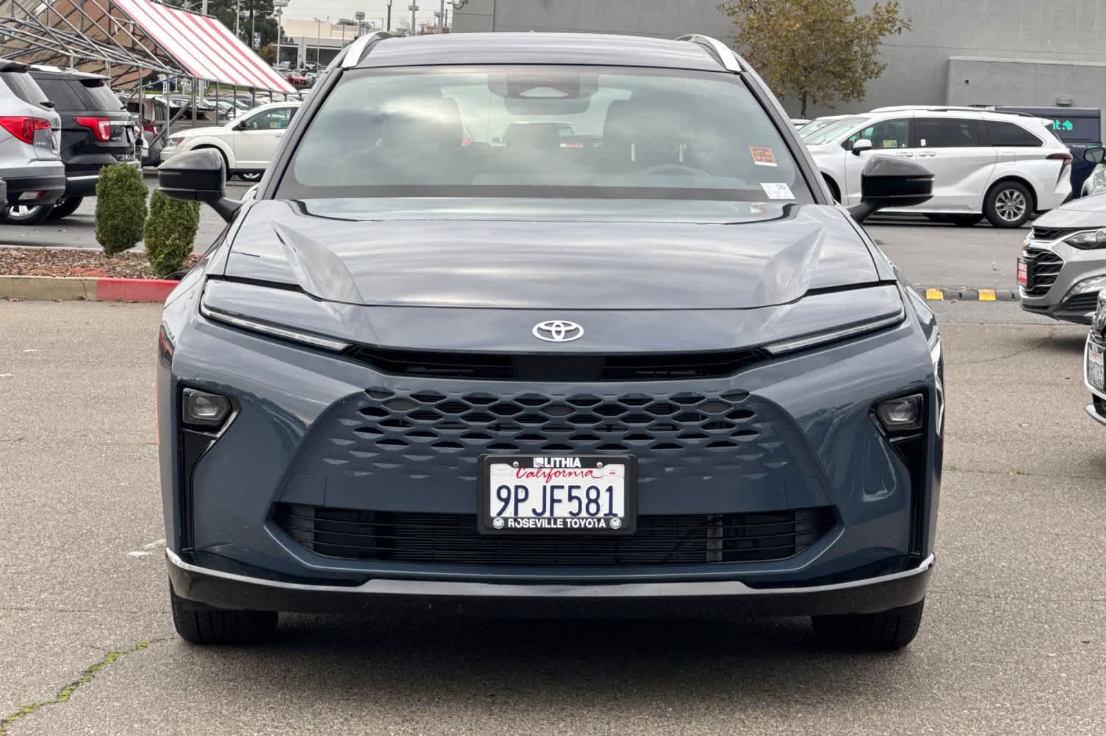 Thumbnail: 2025 Toyota Crown Signia - 10