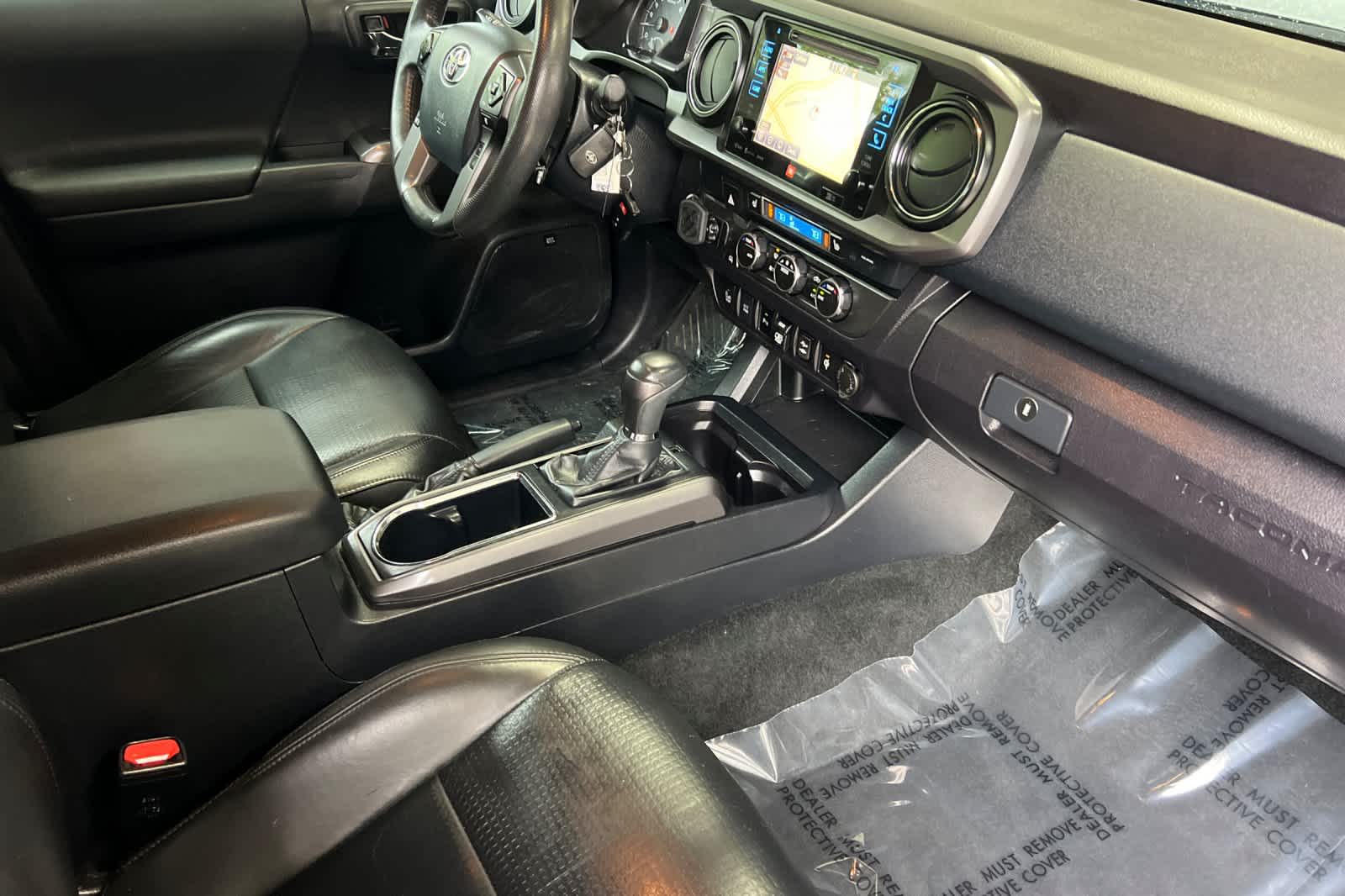 Thumbnail: 2019 Toyota Tacoma - 15