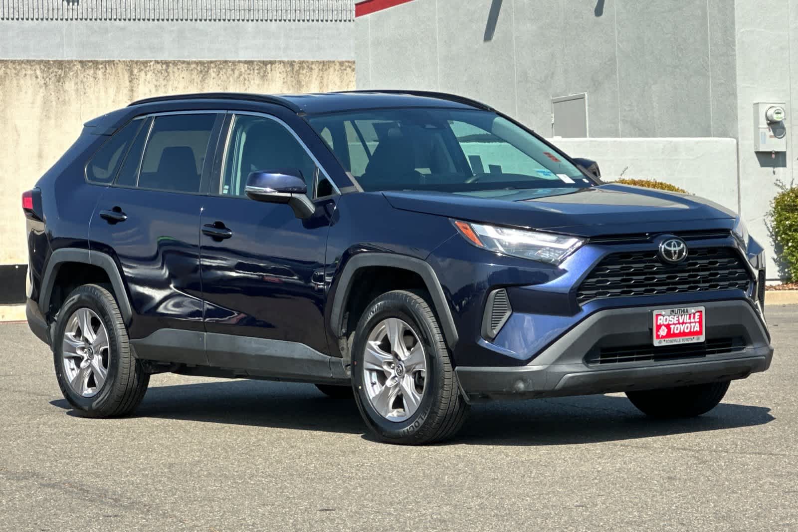 Thumbnail: 2022 Toyota RAV4 - 5
