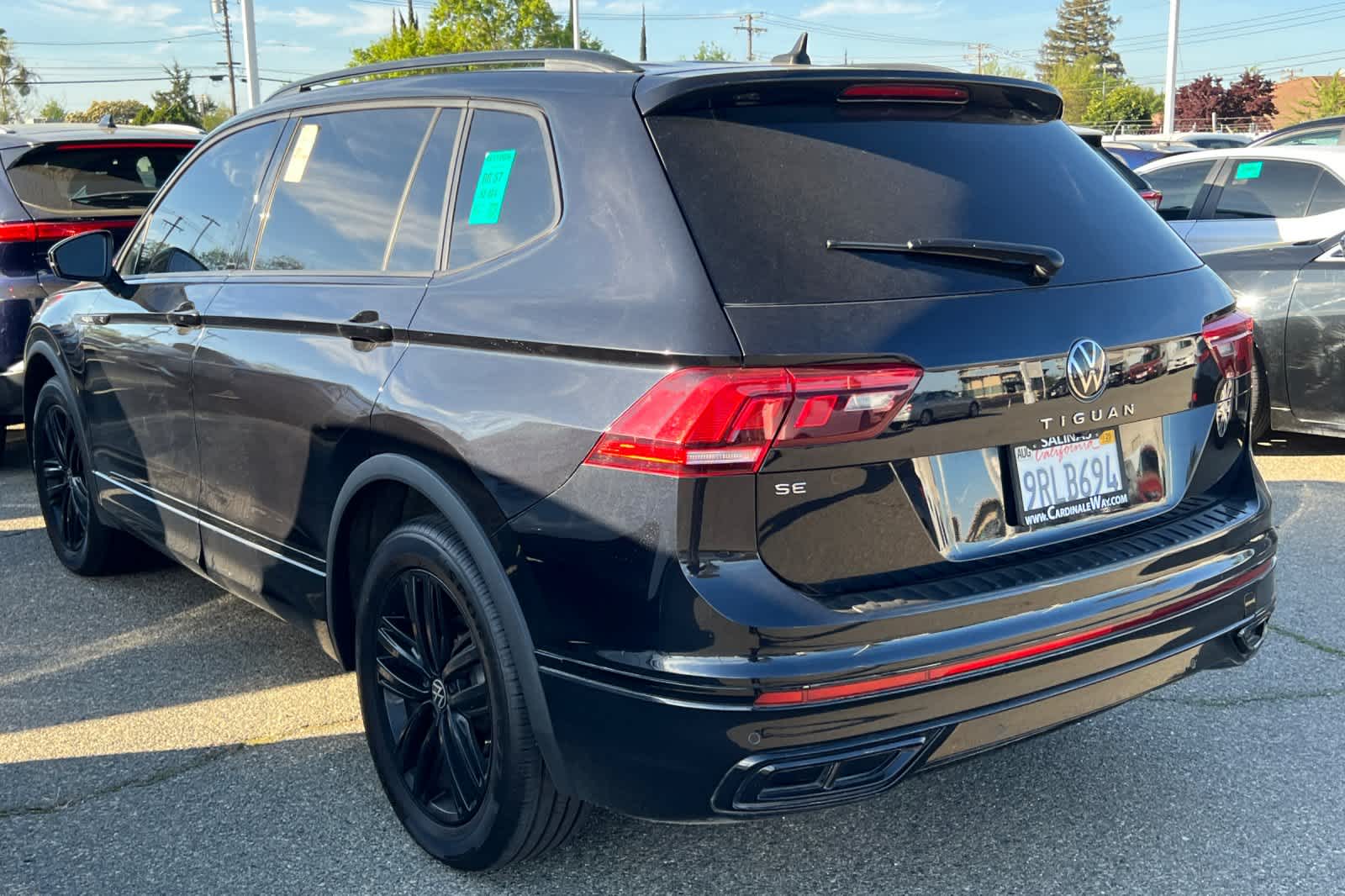 Thumbnail: 2022 Volkswagen Tiguan - 6