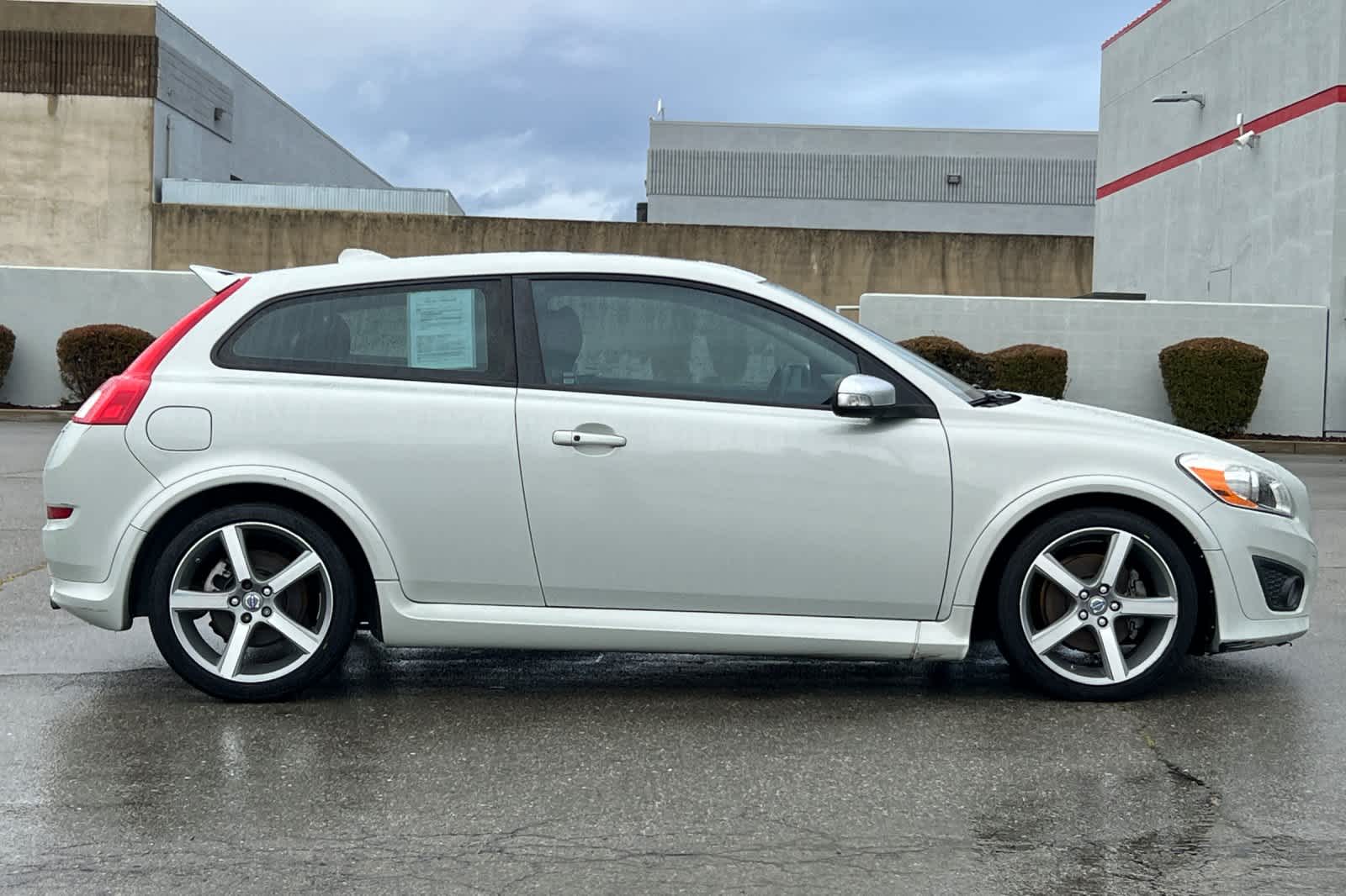 Thumbnail: 2011 Volvo C30 - 6