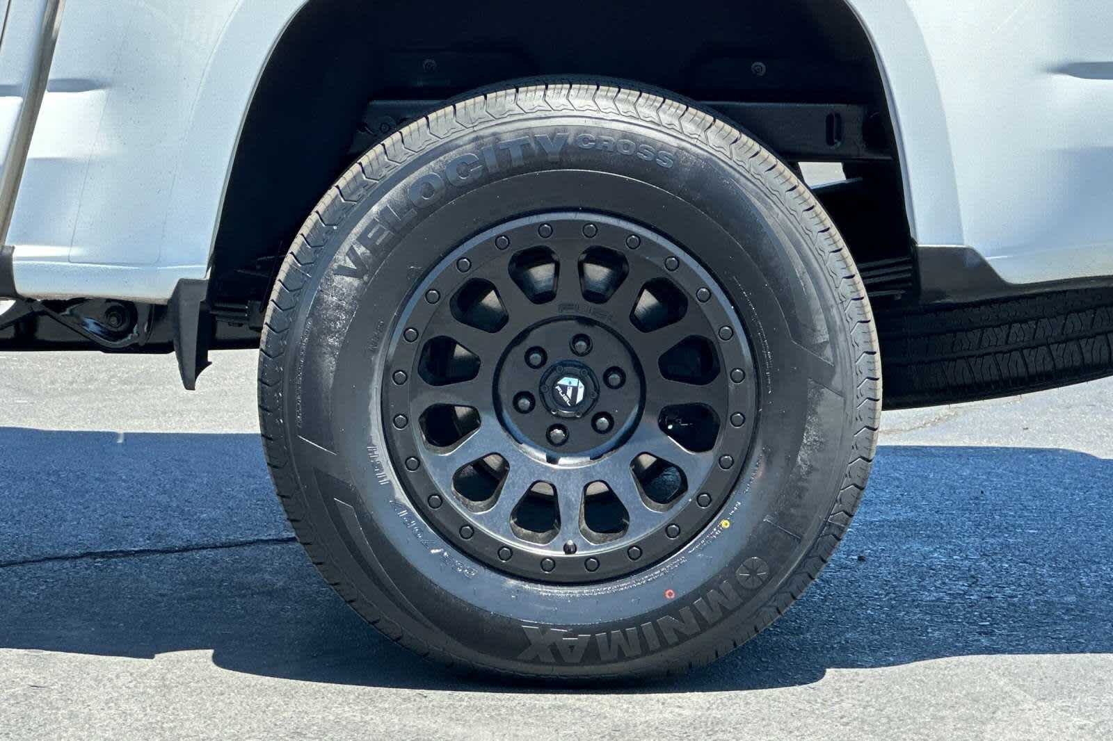 Thumbnail: 2019 GMC Canyon - 29